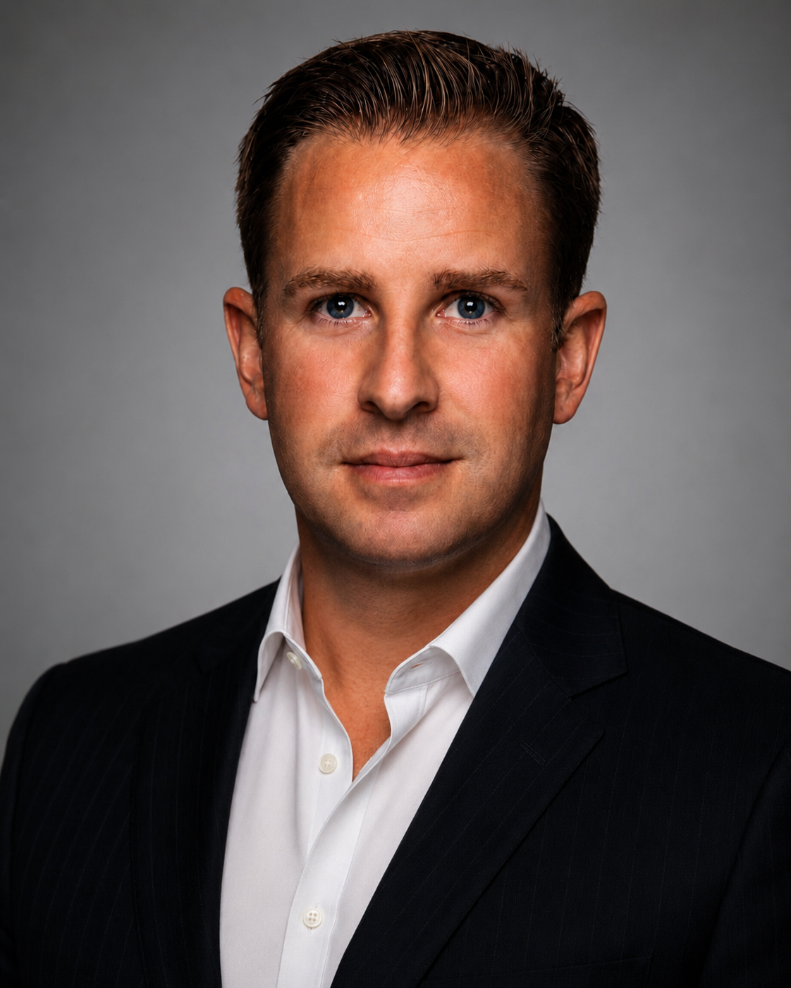 Portrait of Tim Simokonis